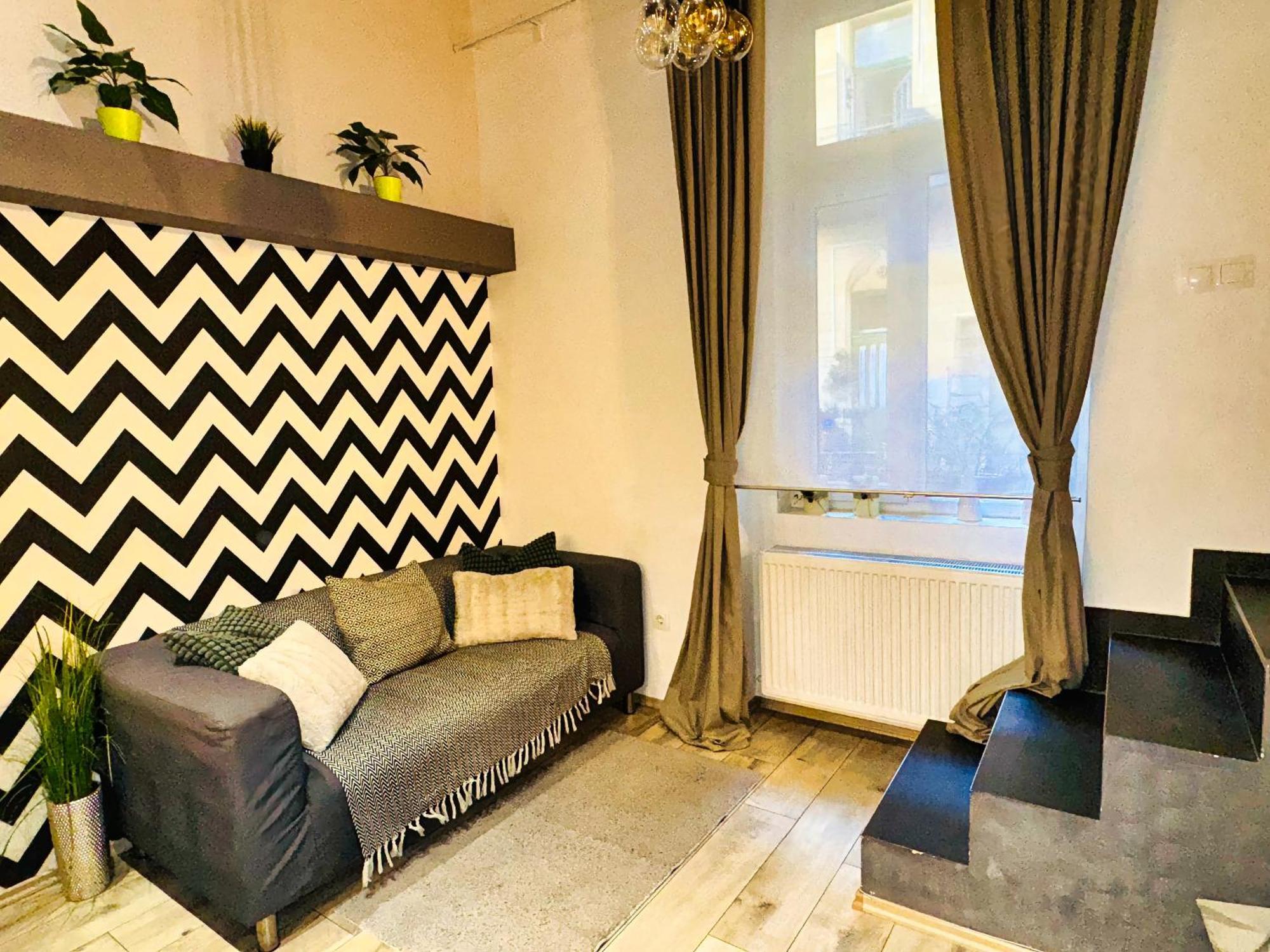 Csengery Apartment บูดาเปสต์ ภายนอก รูปภาพ